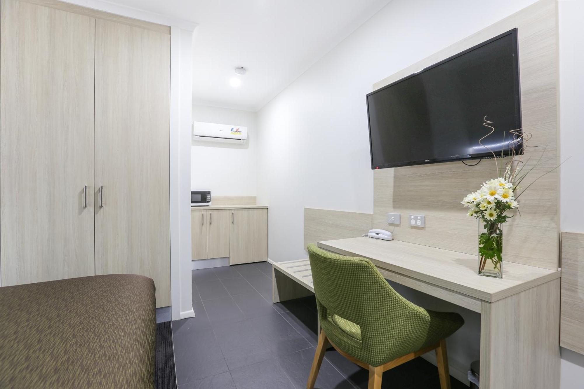 Morphettville Motor Inn Glenelg Exterior photo