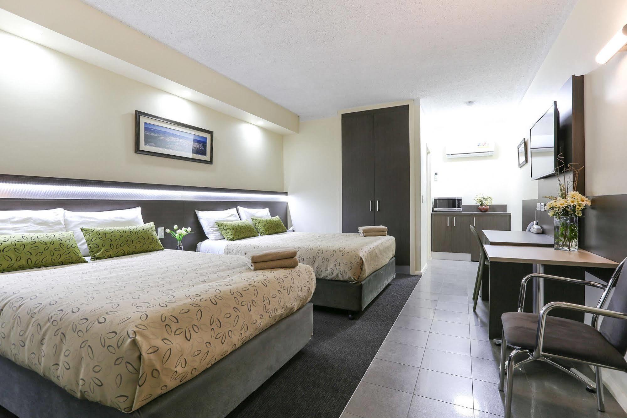 Morphettville Motor Inn Glenelg Exterior photo