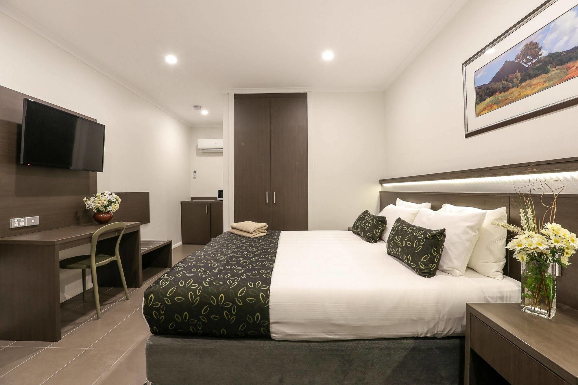 Morphettville Motor Inn Glenelg Exterior photo